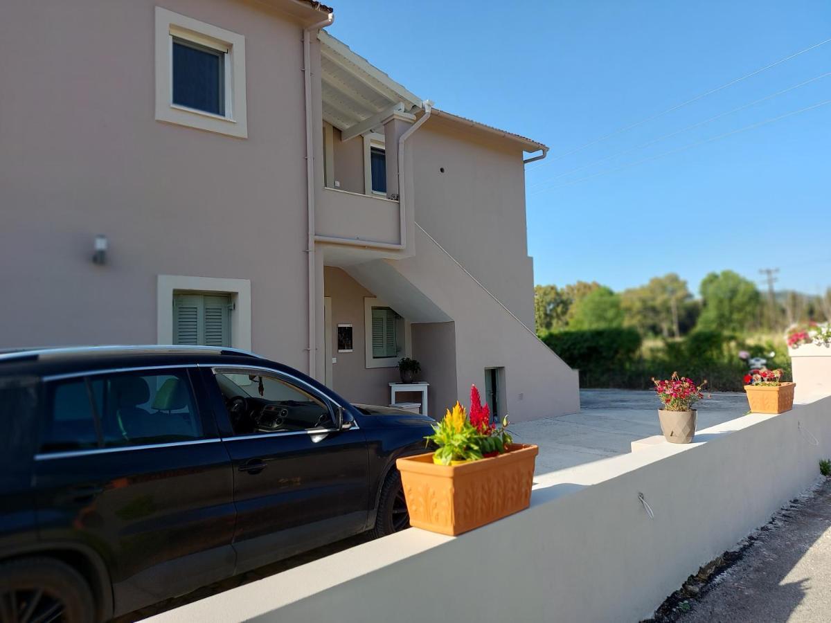 Evelina Luxury Suites In Corfu Ipsos Exterior photo