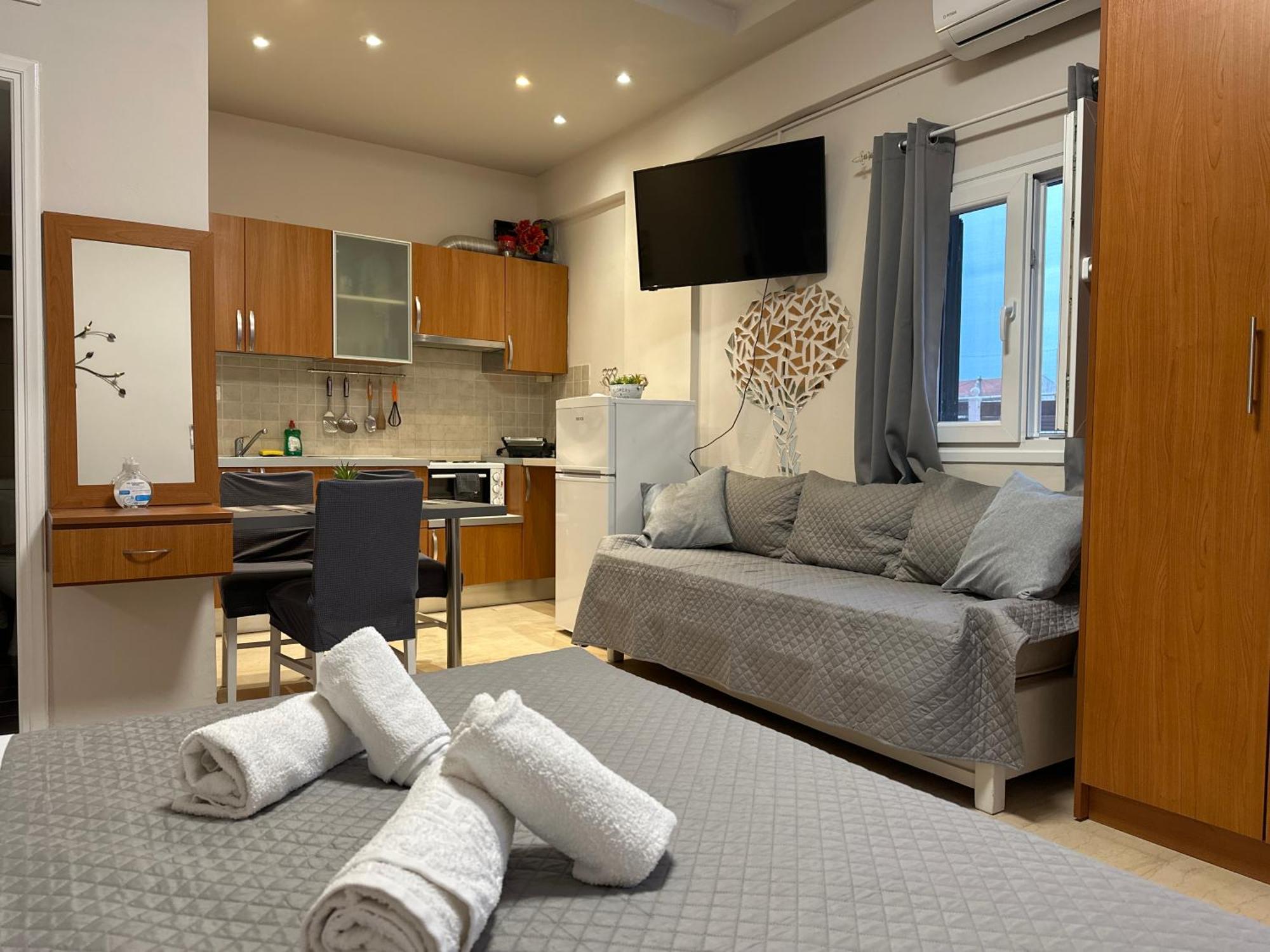 Evelina Luxury Suites In Corfu Ipsos Exterior photo