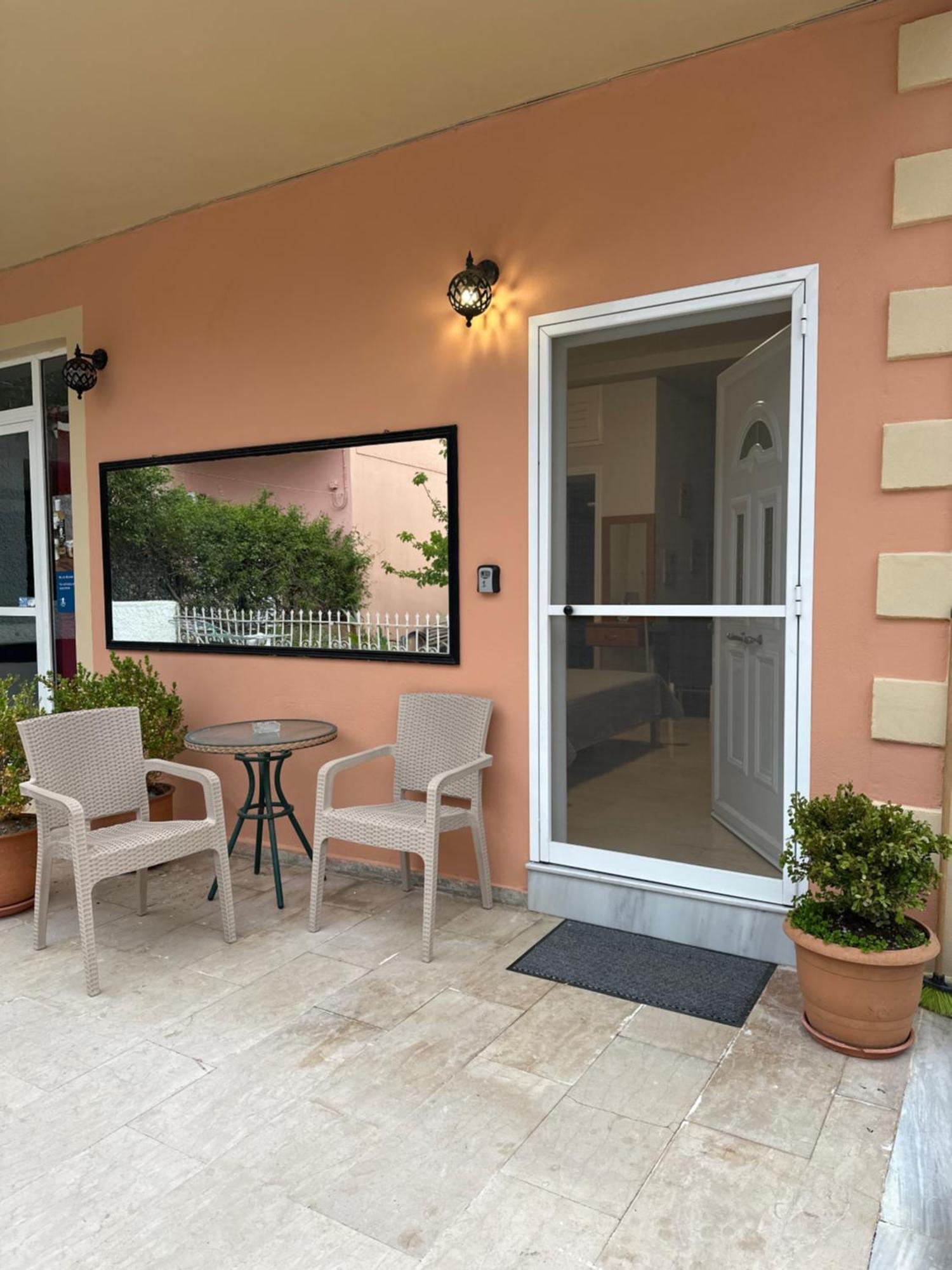 Evelina Luxury Suites In Corfu Ipsos Exterior photo